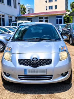 compact yaris  for rent